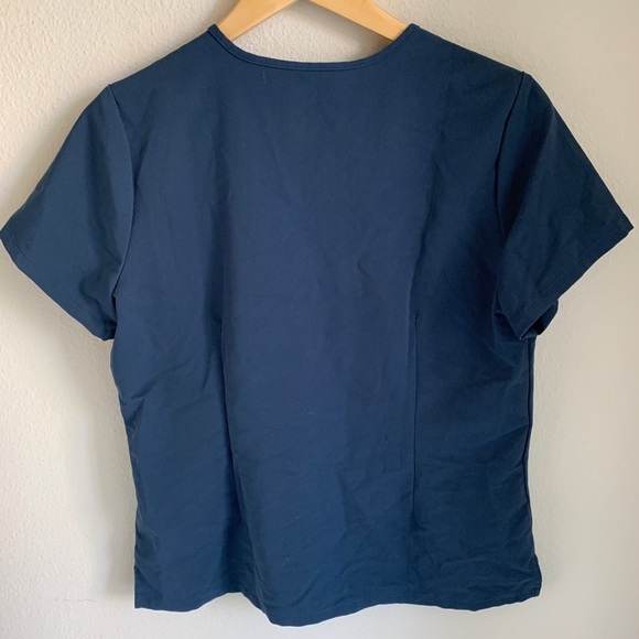 Figs Catarina One-Pocket Scrub Top™ Limited Edition Color - Picture 4 of 4